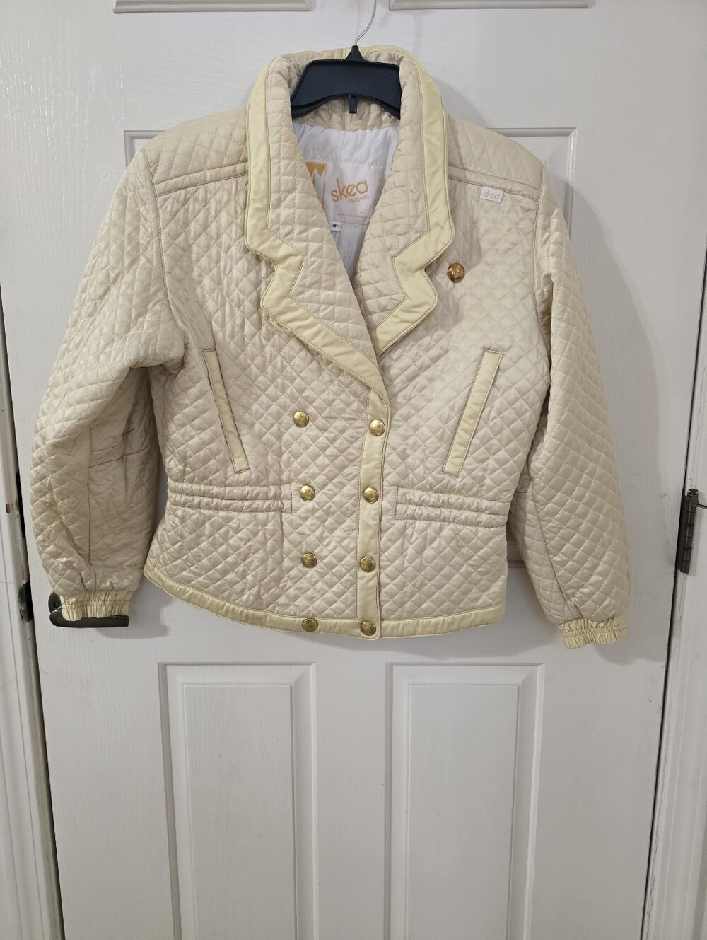 Skea Quilted Cream Puffer Jacket with Gold-Tone Buttons